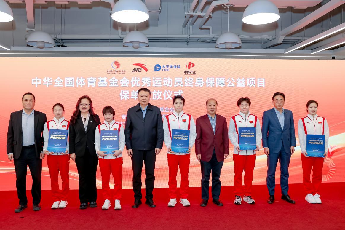 不仅反映了